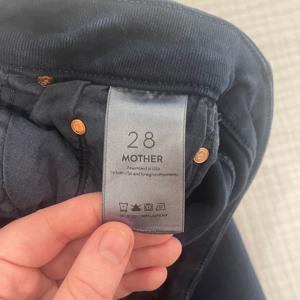 Mother denim skinny jeans, size 28.